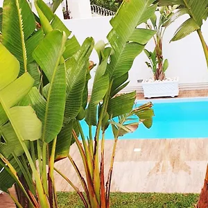 https://maison-plain-pied-avec-piscine-exterieure-chauffee.tunis-best-hotels.com